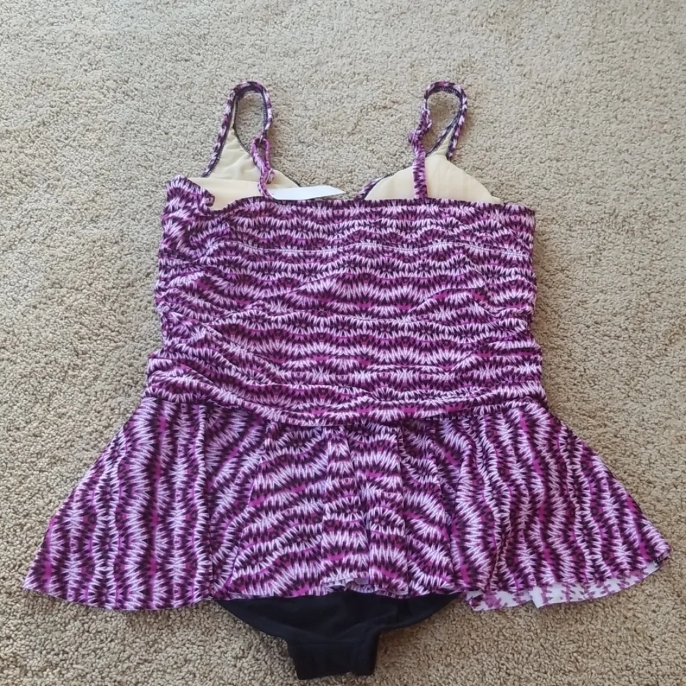 NWT! SWIM SOLUTIONS Purple Printed Size 16 One Piece Swimsuit - Picture 2 of 5